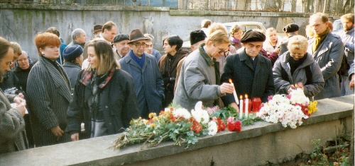 Rok 1992, przy miejscu śmierci Schulza, 19 listopada